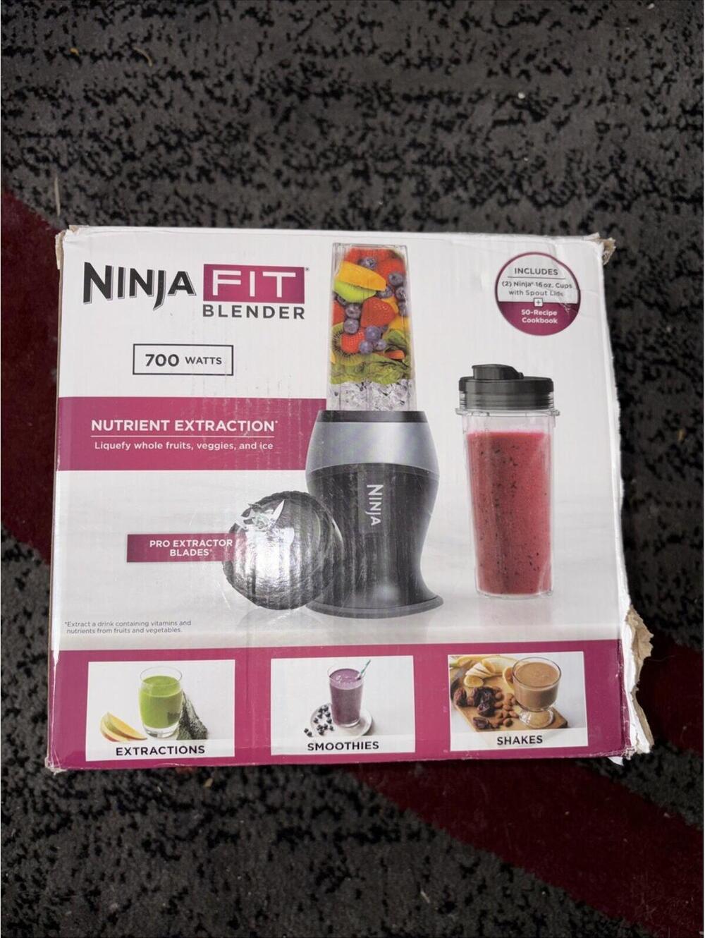 Ninja Nutri-Blender 20-Oz Personal Blender, (2) 20-Oz Dishwasher-Safe To-Go Cups